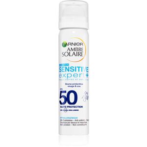 Garnier Ambre Solaire Sensitive Expert+ lehký sprej na opalování na obličej a dekolt SPF 50 75 ml
