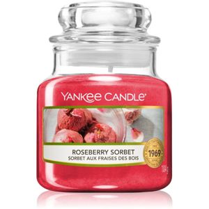Yankee Candle Roseberry Sorbet vonná svíčka Classic malá 104 g