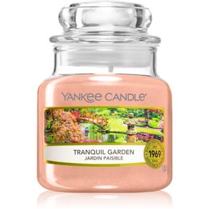 Yankee Candle Tranquil Garden vonná svíčka 104 g