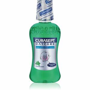 Curasept Daycare Strong Mint ústní voda pro kompletní ochranu zubů a svěží dech 100 ml