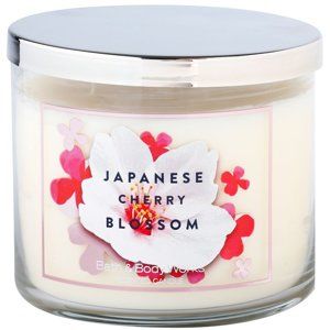 Bath & Body Works Japanese Cherry Blossom vonná svíčka 411 g