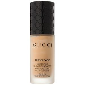 Gucci Face Lustrous Glow Foundation make-up pro rozjasnění pleti SPF 25 odstín 080 30 ml
