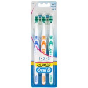 Oral B 1-2-3 Classic Care zubní kartáčky medium 3 ks